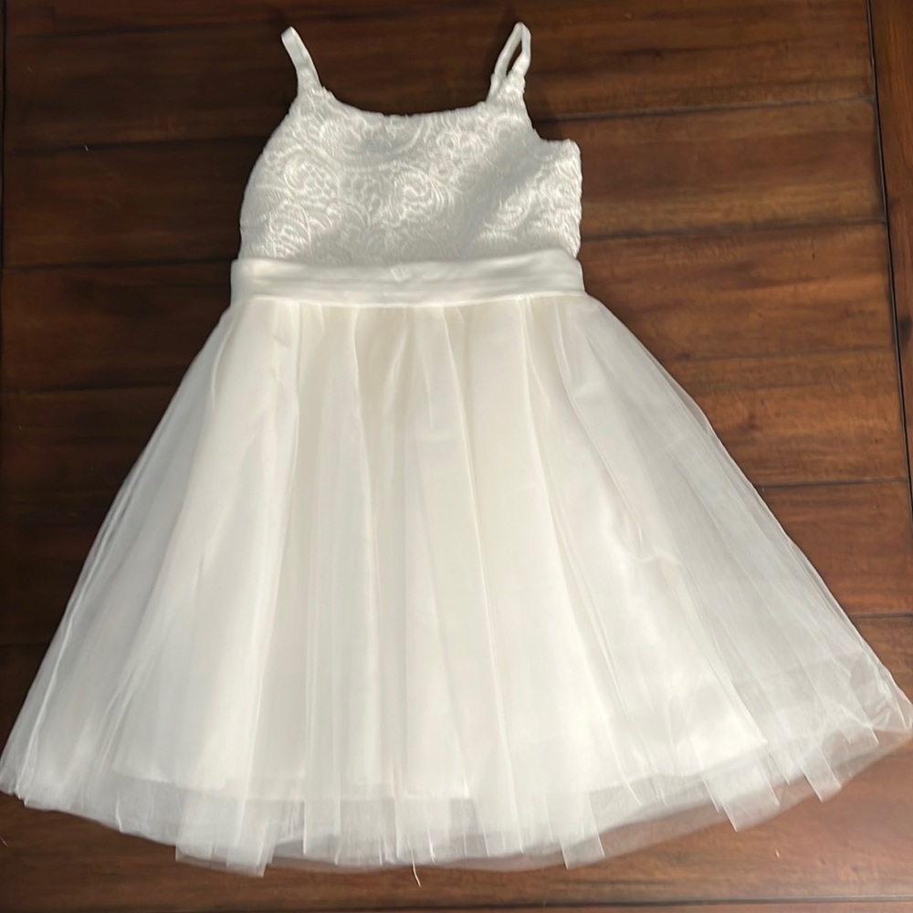 Girls white Flower Dress for wedding / special occasion